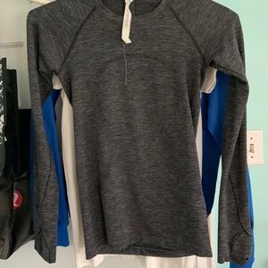 Swiftly size 4! Only worn a few time! Great condition!